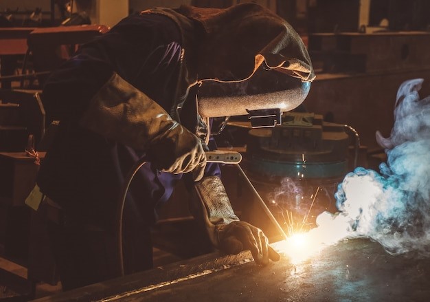 Stick welding produces more splashes, sparks, and smoke.