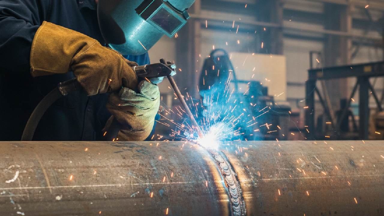 MIG Welding vs Arc Welding